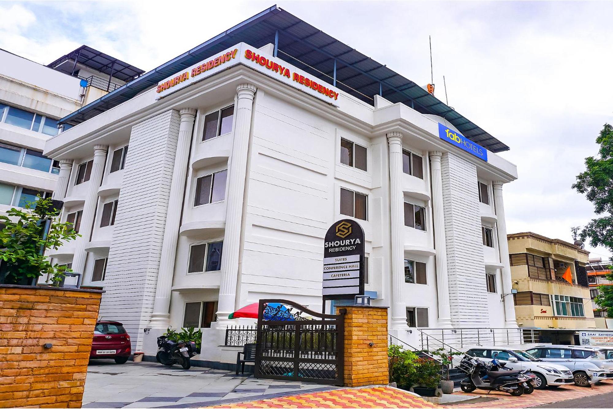 Fabhotel Prime Shourya Residency - Nr Maharshi Karve Museum 푸네 외부 사진