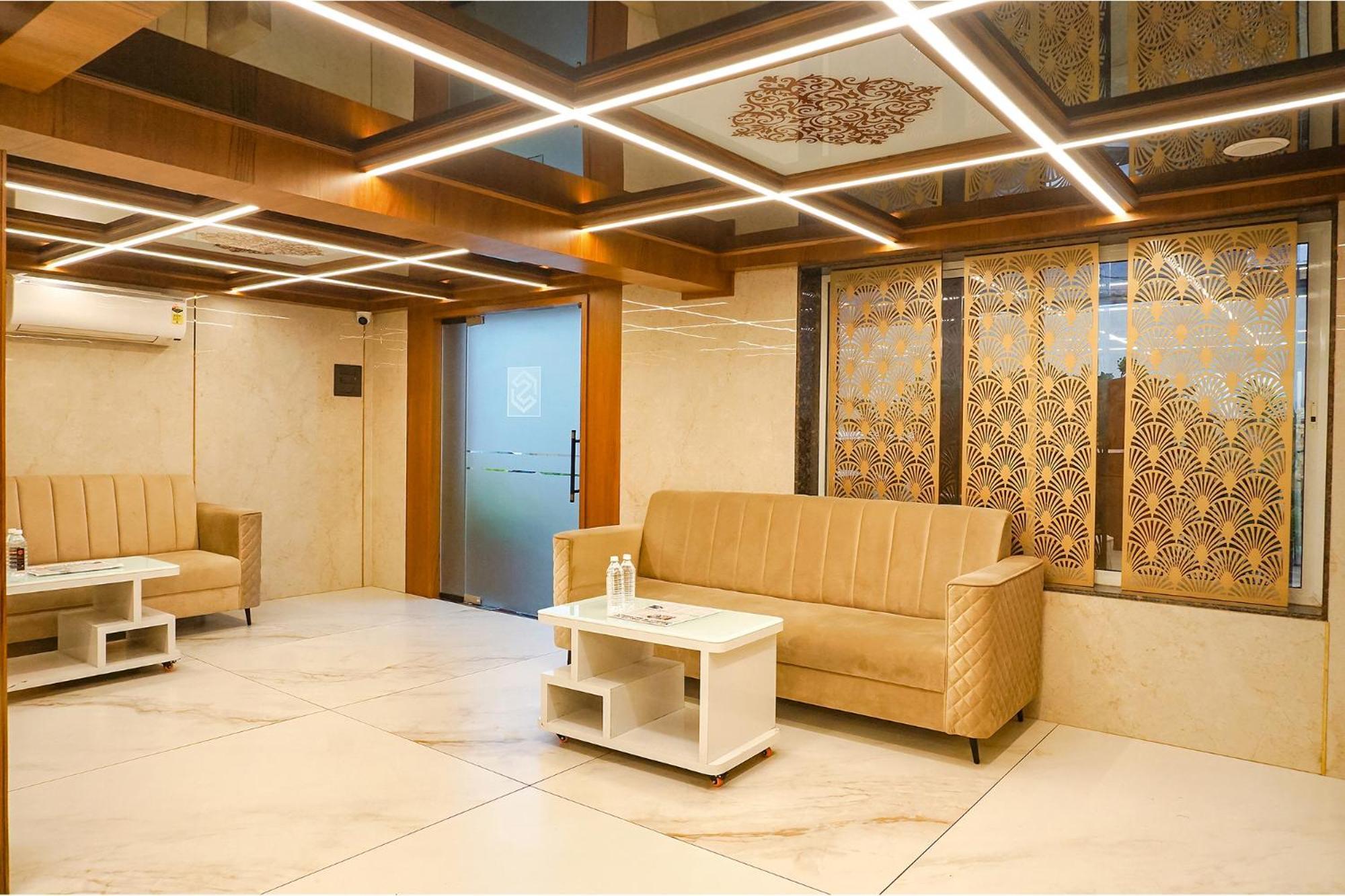 Fabhotel Prime Shourya Residency - Nr Maharshi Karve Museum 푸네 외부 사진
